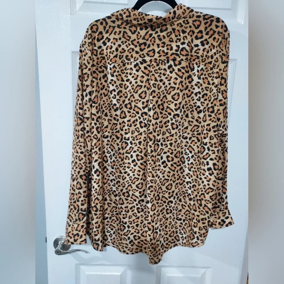 On 34th Created for Macy's Leopard Print Button-Front Crepe Shirt in Size 3X - Picture 13 of 14